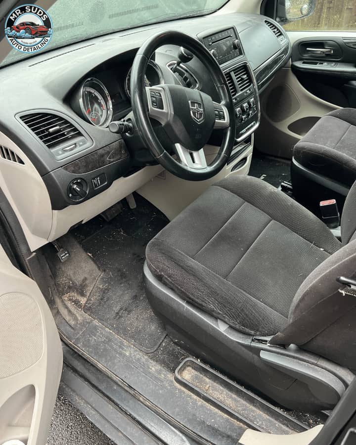 Mobile Detailing for Dodge Caravan – Pet Hair & Deep Cleaning — Mr. Suds mobile detailing